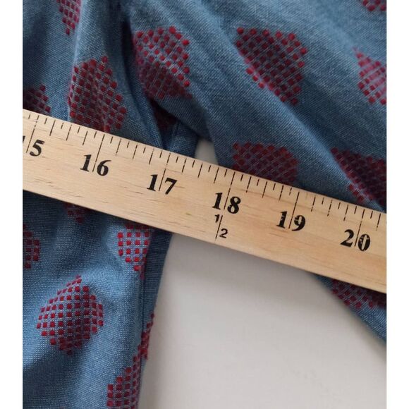 Foxcroft NY Cold Shoulder Collared Shirt Women 6 Blue Red Diamond Shape … - Picture 4 of 7